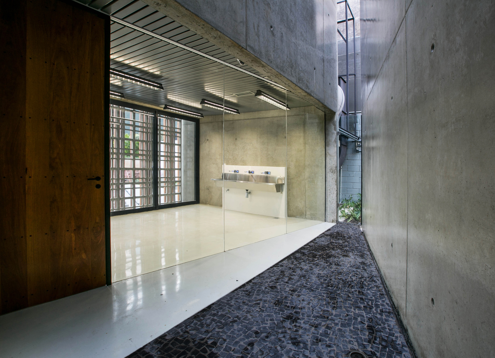 Porto Seguro Cultural Center / Yuri Vital-44