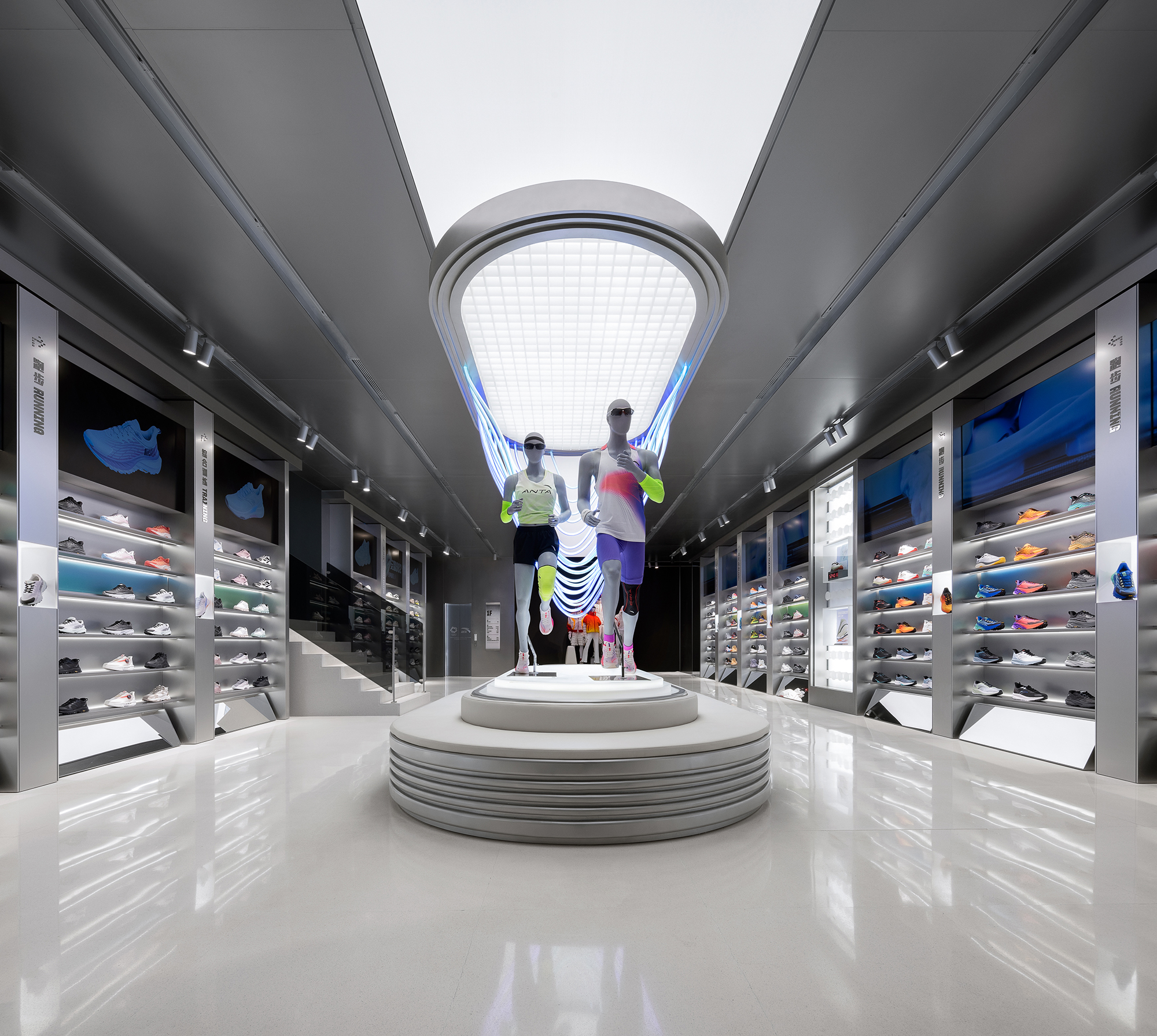 王府井安踏旗舰店丨中国北京丨STILL YOUNG-14