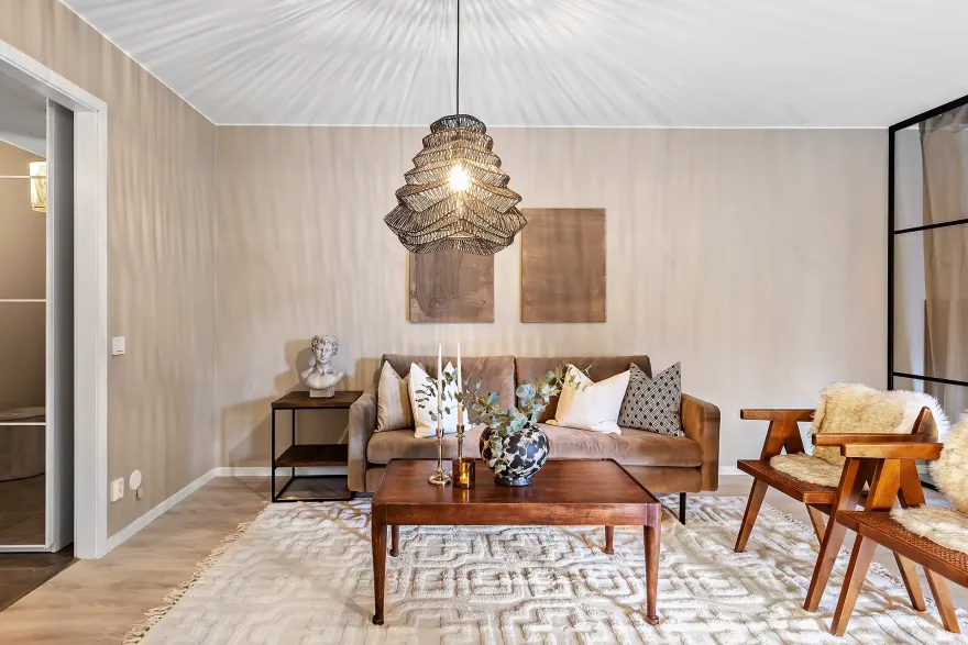 瑞典现代风格小公寓的玻璃隔墙设计-4