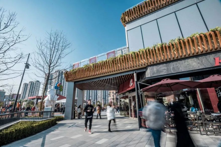 荷于景观项目|宝山旭辉U天地——社区商业新典范-67