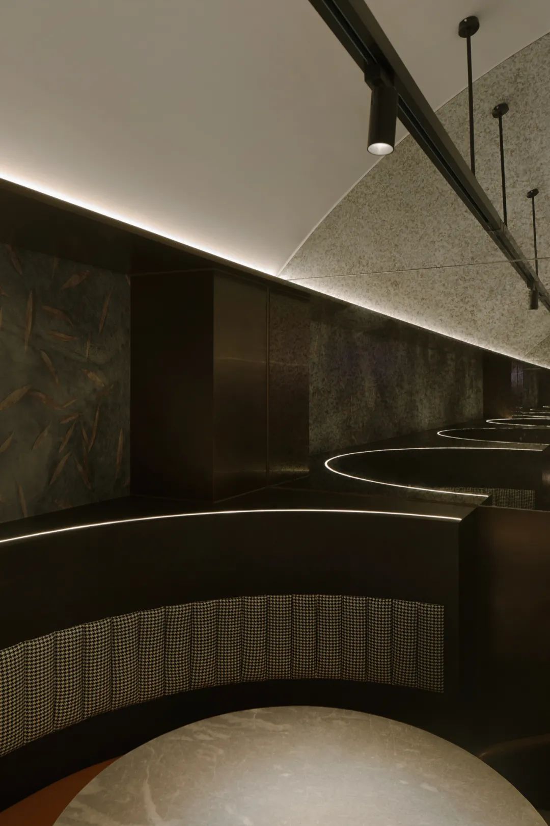 郑州但丁五月旅行融合餐厅丨中国郑州丨SALONE DEL SALON-14