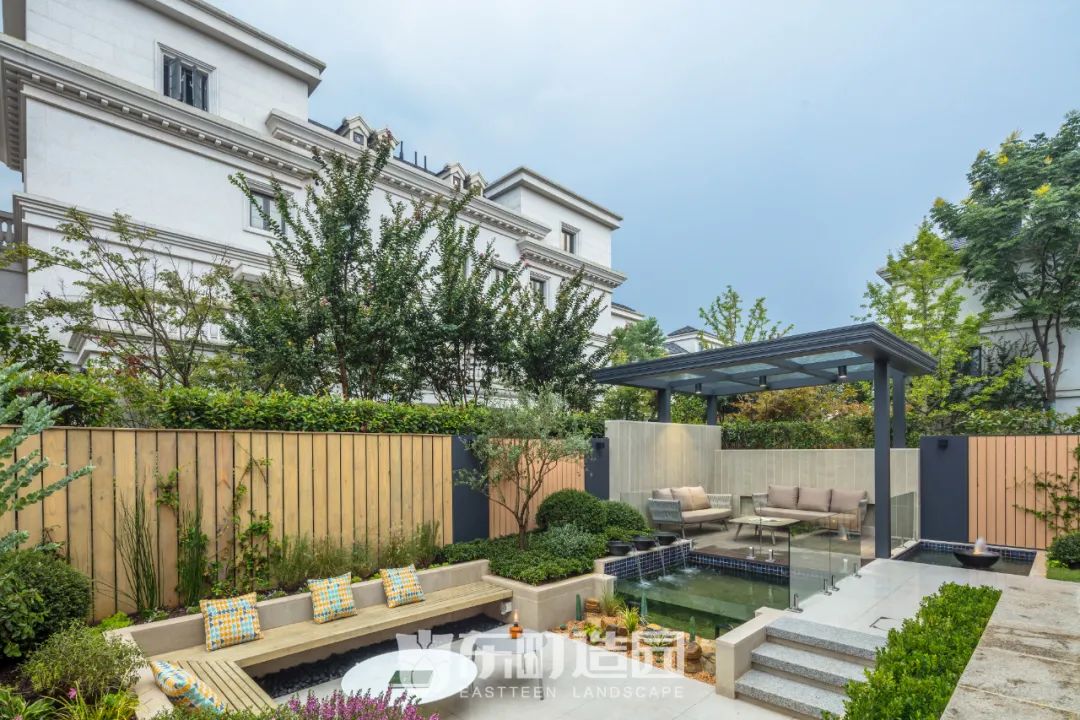 80㎡现代简约庭院，水景与夜景的完美融合-18