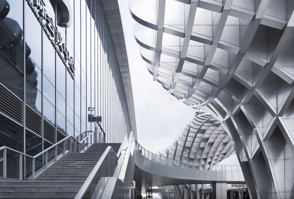 鳳凰湖上一座展翅飛舞的閃爍建築。 - WEHOUSE-8