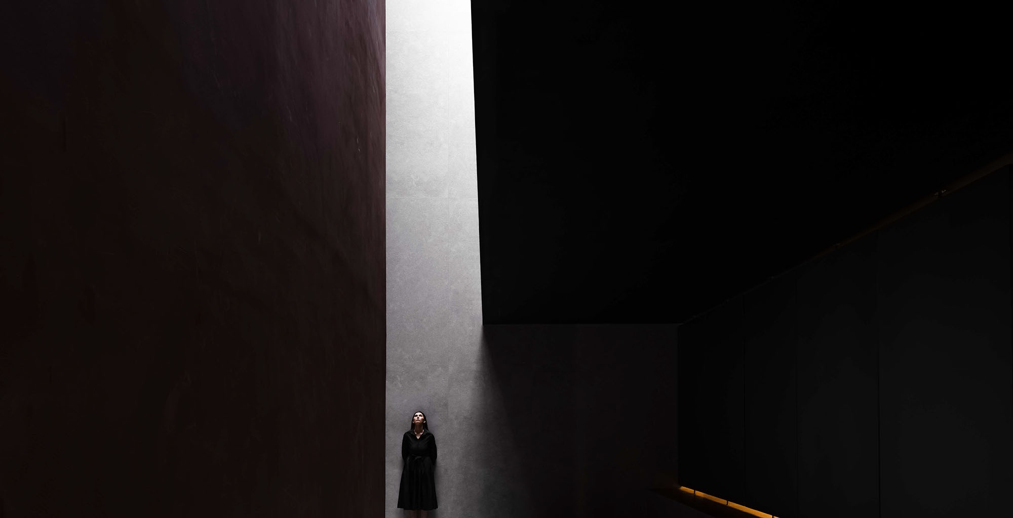 追光·欧文莱陶瓷总部丨中国佛山丨艾克建筑设计-11