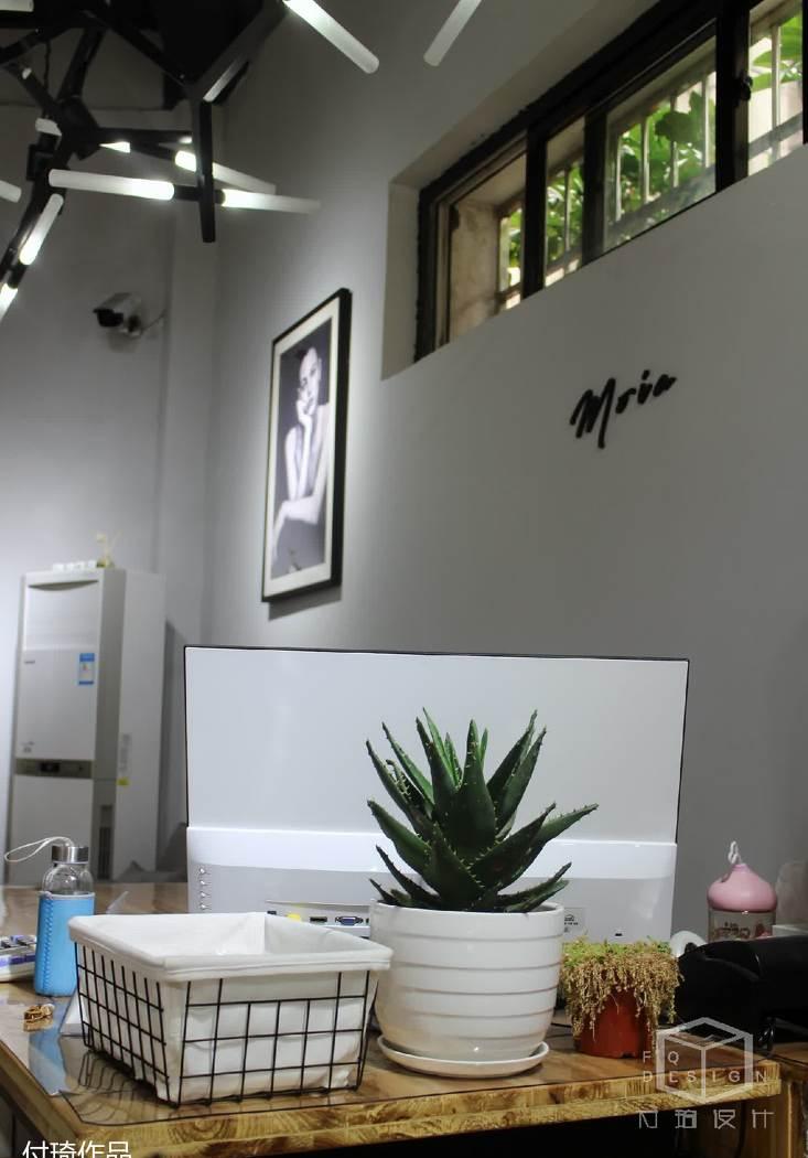 《moia》- 自然清新文艺女装店设计-20