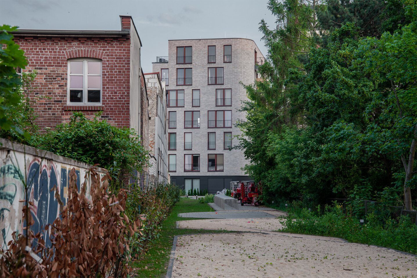 柏林市中心的绿色住宅丨德国柏林丨Gnädinger Architects-20