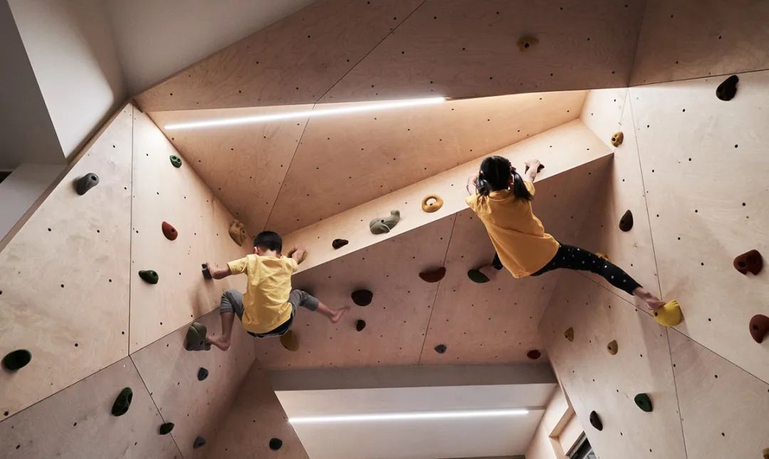 台北 105㎡老房改造,客餐厨全开放,还有室内攀岩区,活泼又实用-74