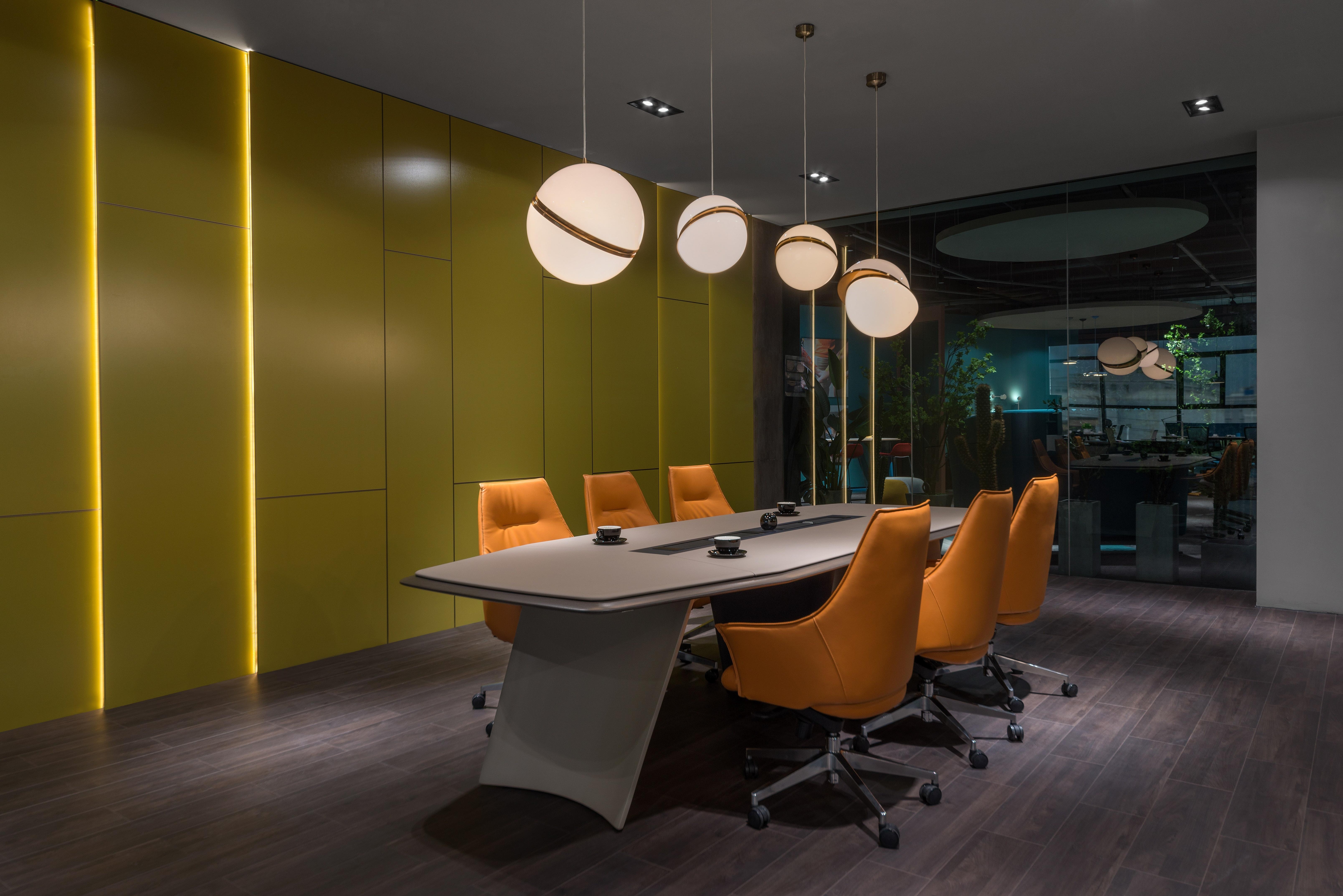 黑色厂房里的红盒子·科尔卡诺杭州办公展厅丨中国杭州丨因未设计-9