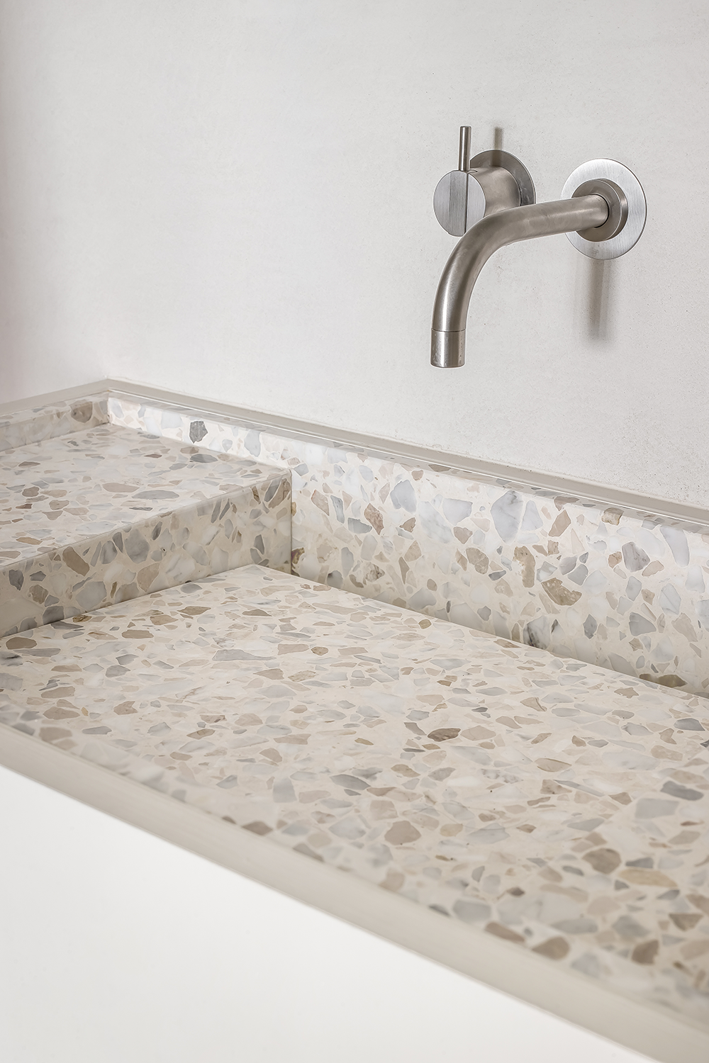 现代原木极简风的居住空间-32