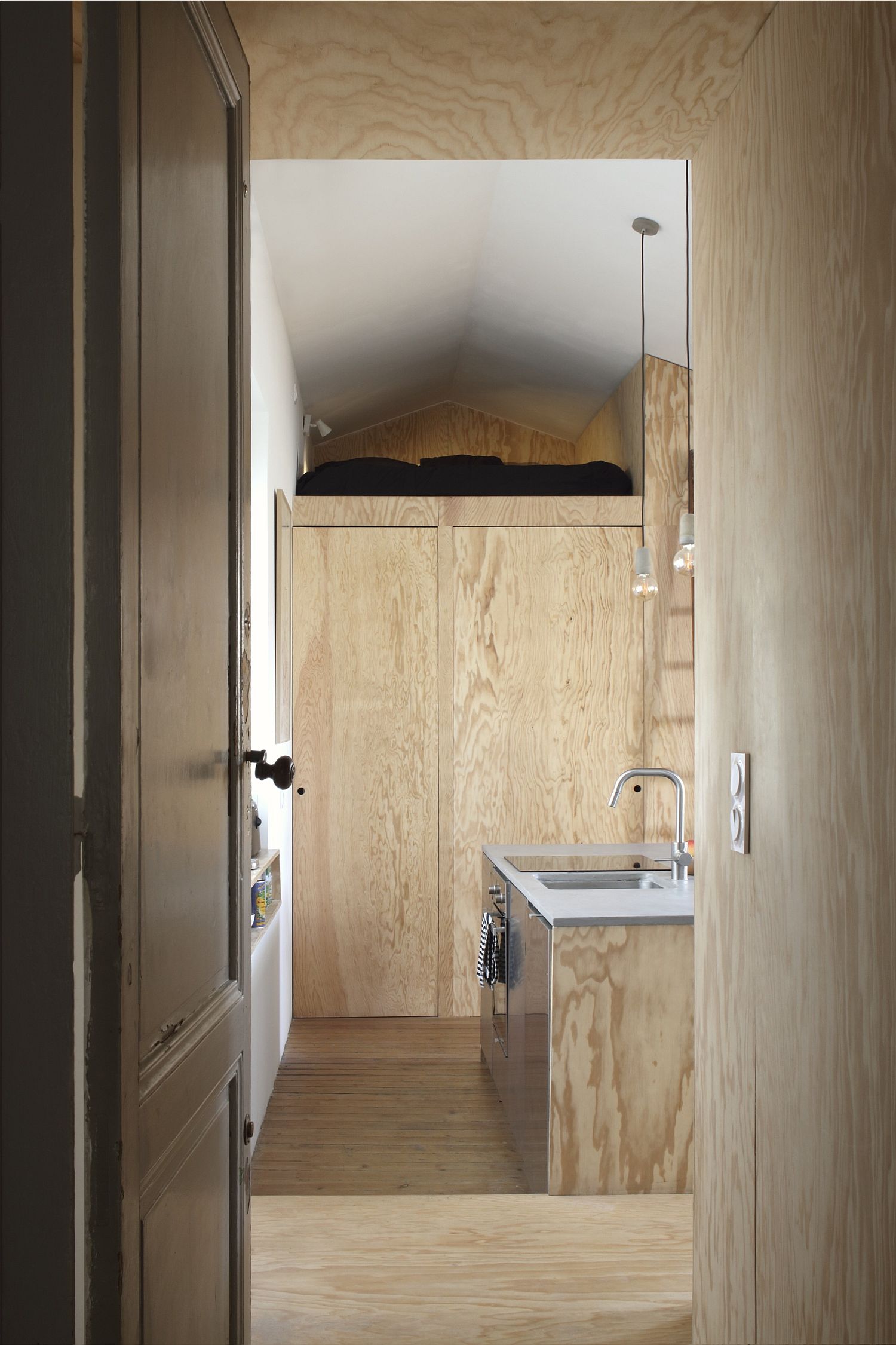 带可变形木质平台的小公寓丨法国丨A6A-24