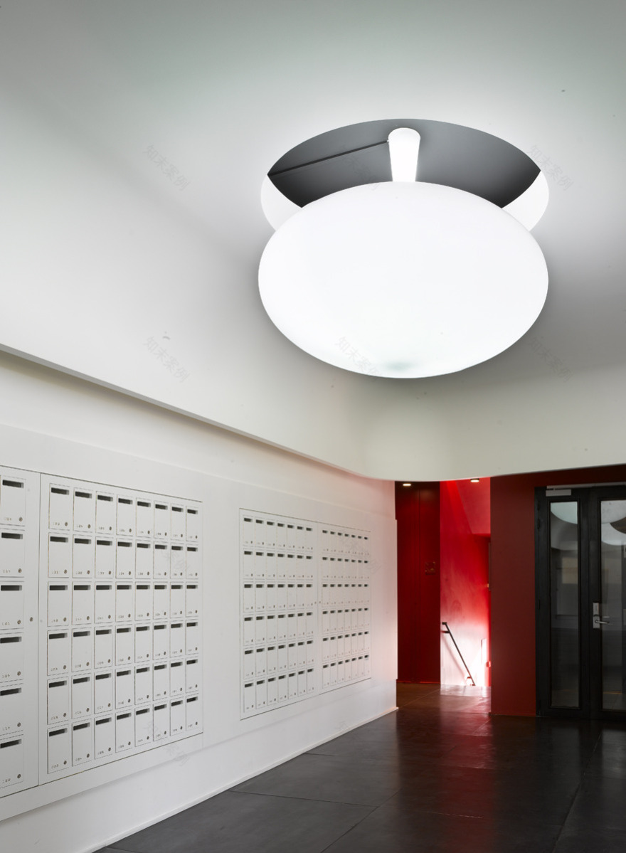 巴黎葡萄牙公寓翻新记 | 战舰灰立面展现独特魅力-20