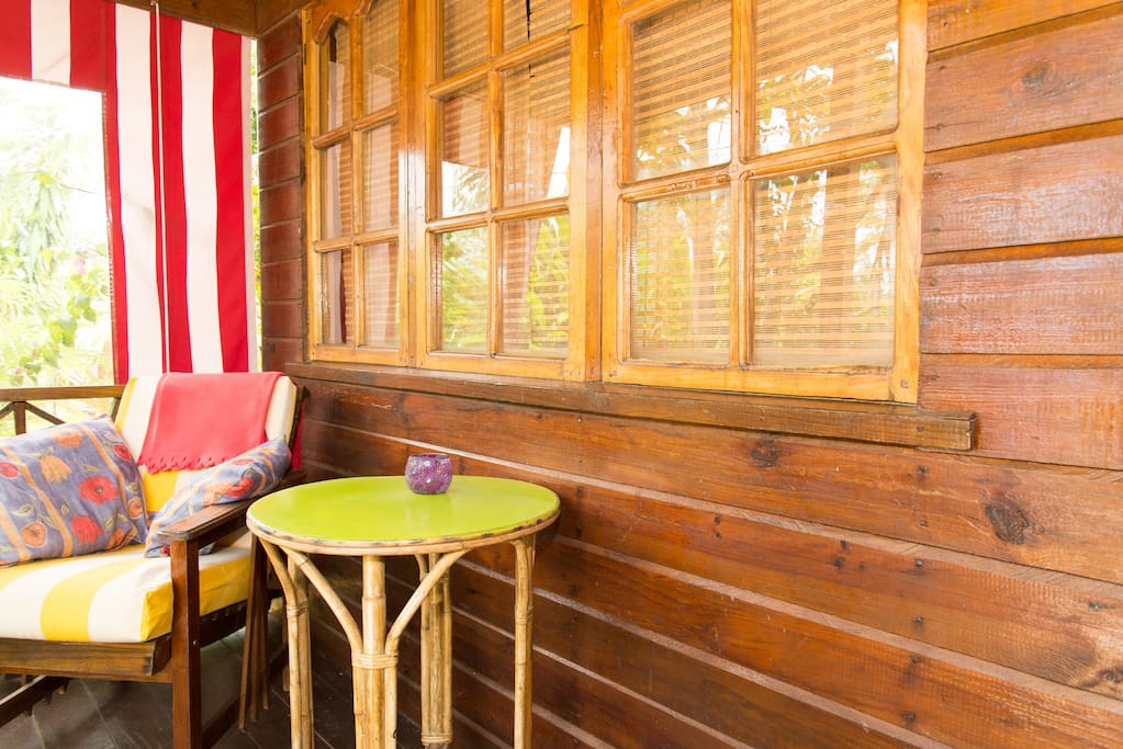 小型柚木房屋-16