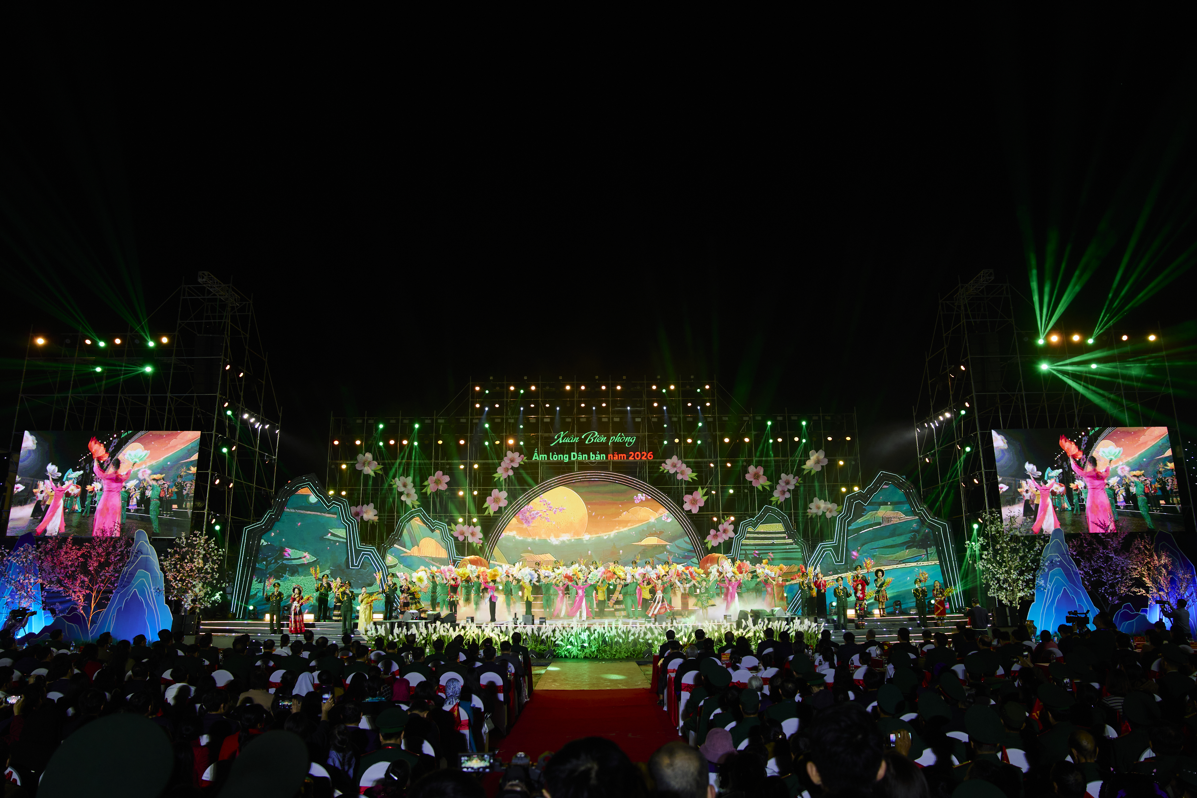 SÂN KHẤU CT XUÂN BIÊN PHÒNG 2026-10