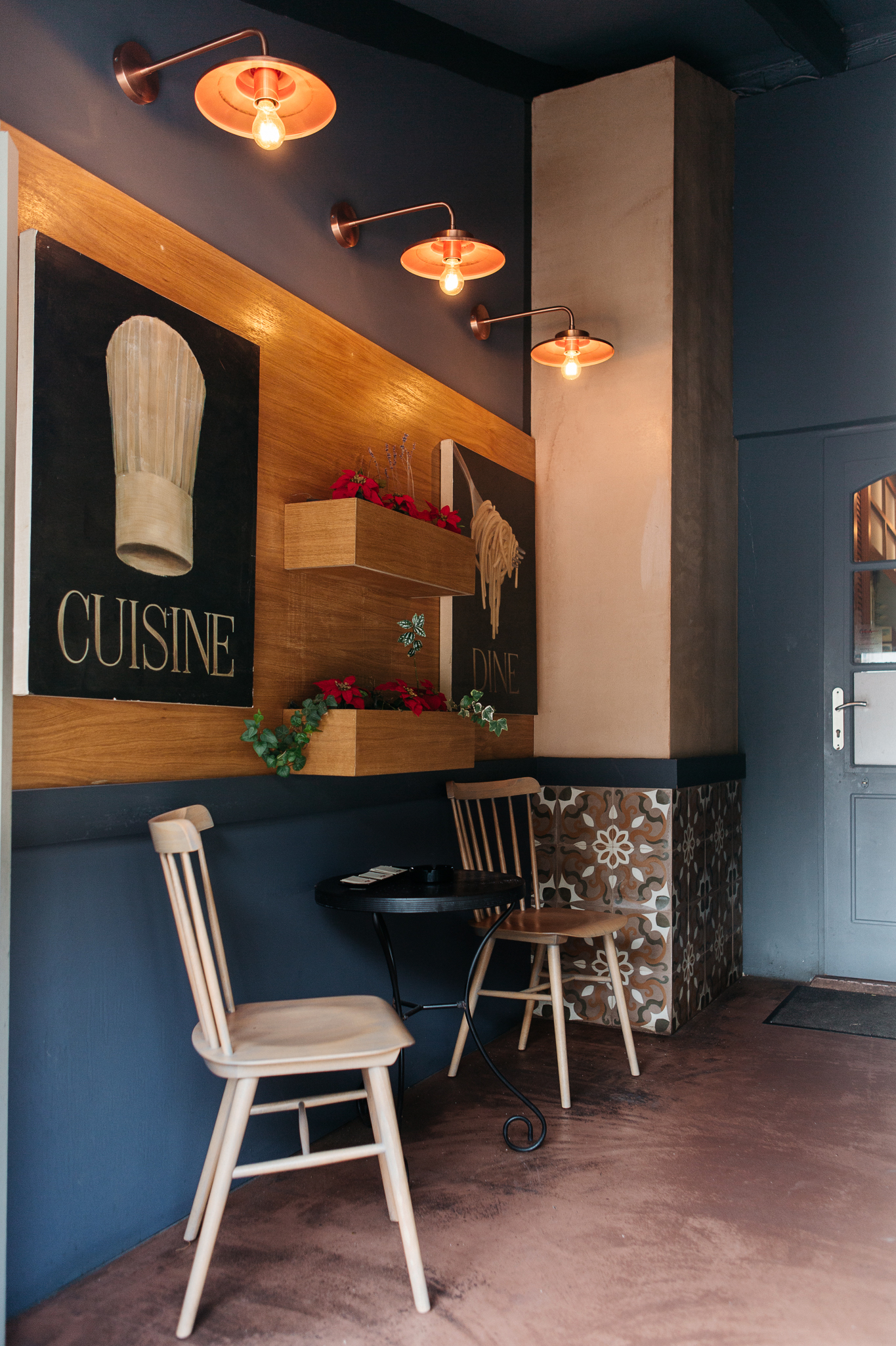 波尔图菲诺比萨店 | 地中海风情与意大利建筑的完美结合-32