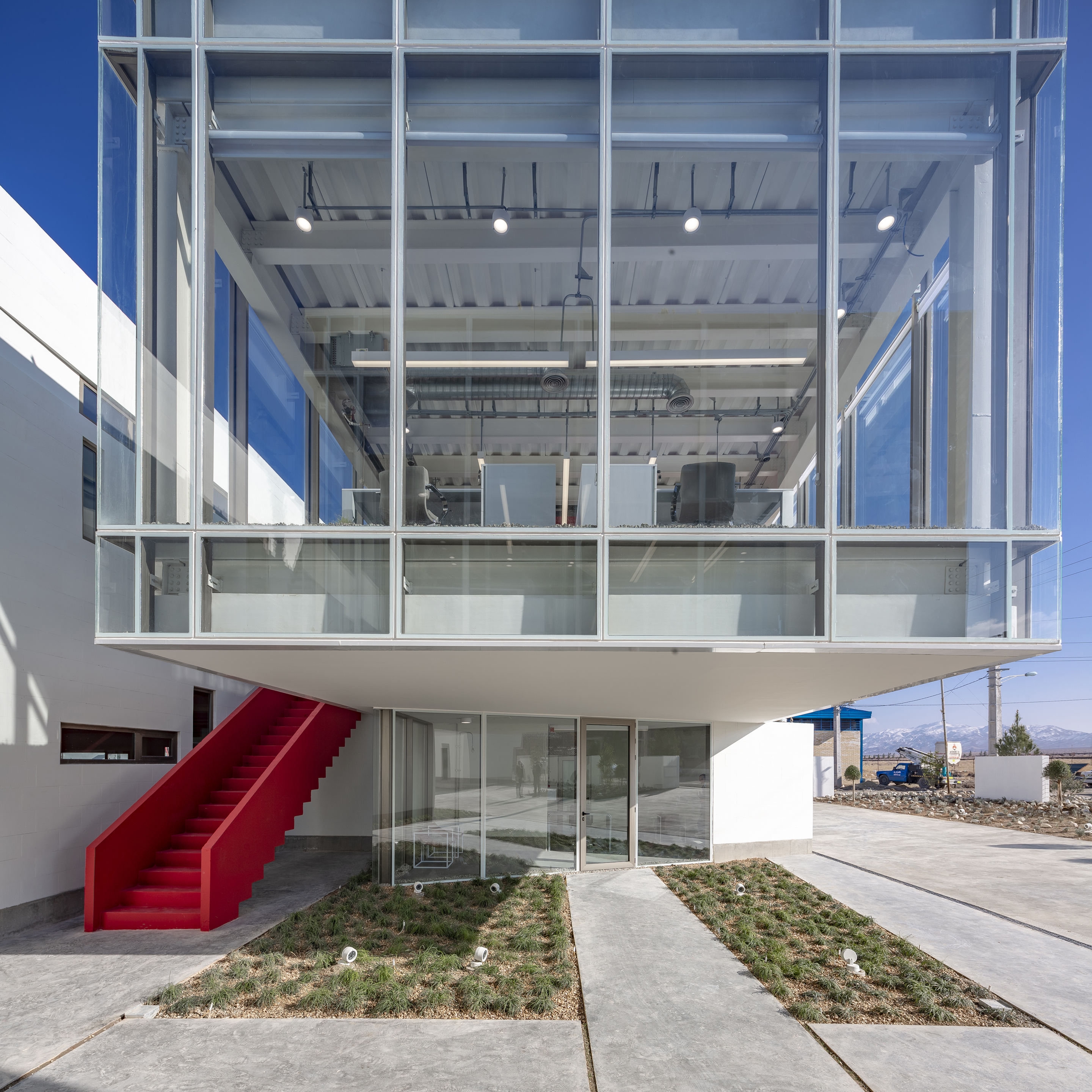 伊朗 Shamim 聚合物工厂丨Davood Boroojeni Office-20