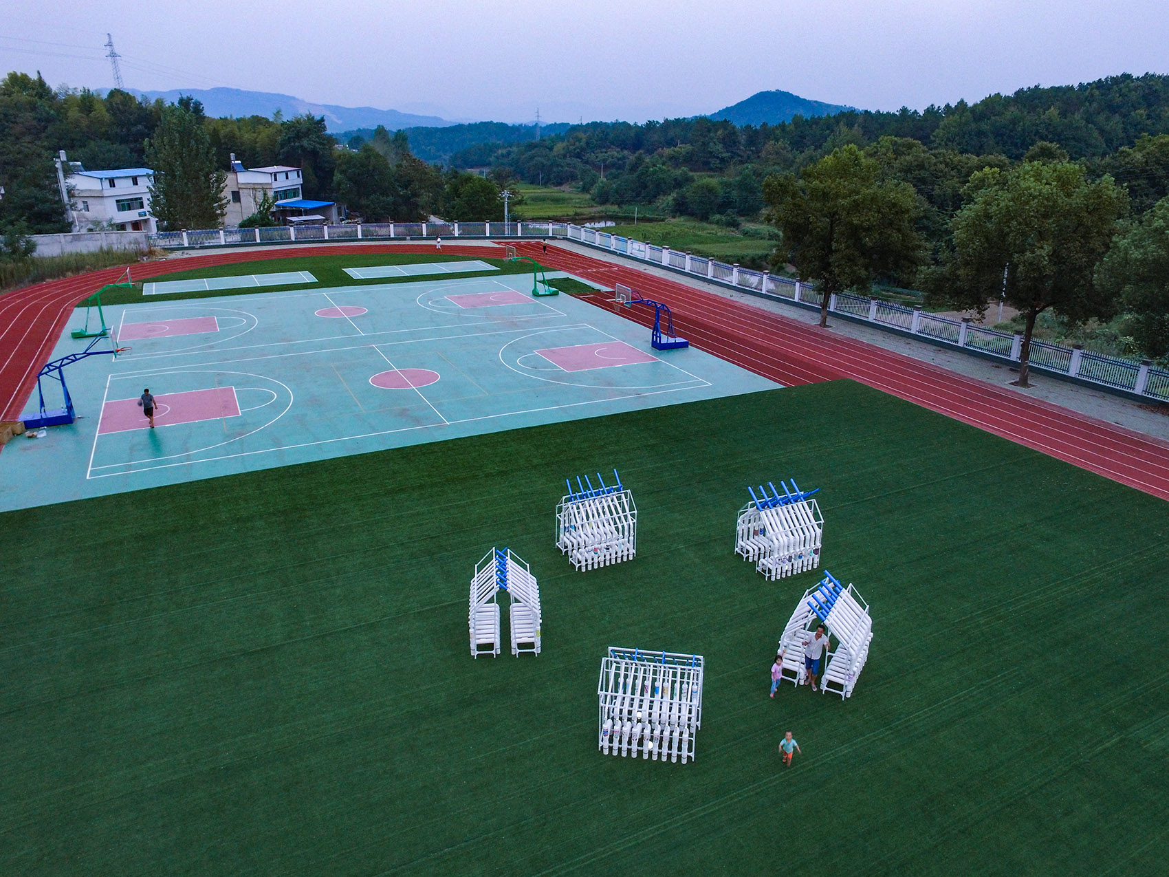 湖北白日梦蓝装置丨中国湖北丨一本造建筑工作室-7