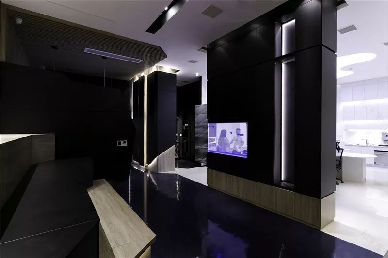 白色敬畏,现代办公空间的艺术探索-28