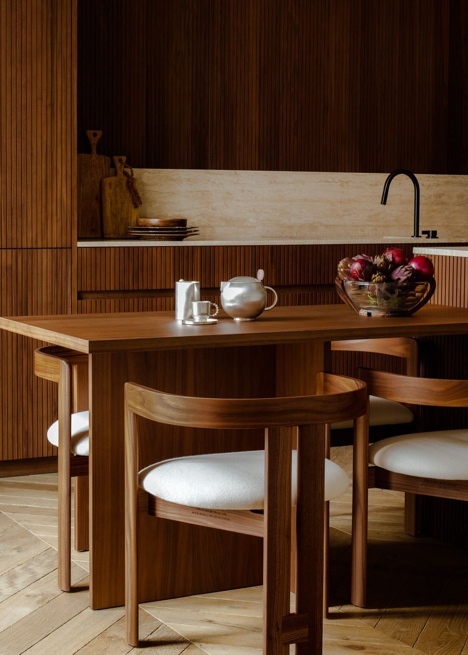 巴黎400㎡中性色调带装饰艺术风配饰公寓丨法国巴黎丨Atelier MKD-23