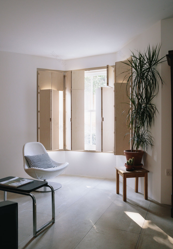 Maries Wardrobe Tsuruta Architects-78