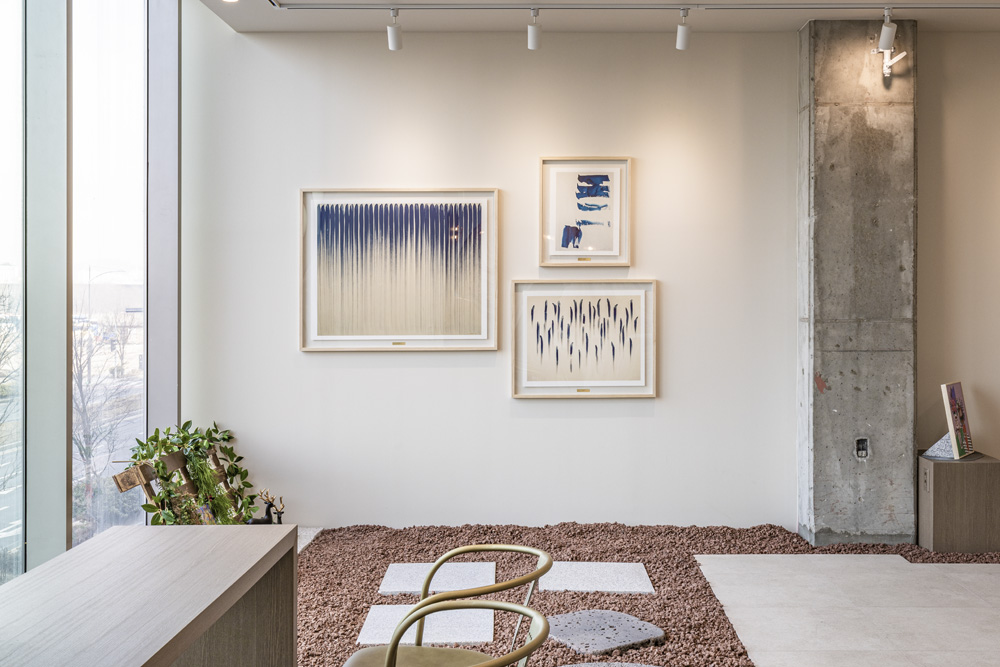 白色与木质的极简艺术 | 42 平米的精致公寓设计-15