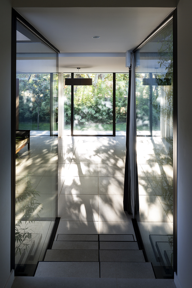 公园旁的黑色金属盒子——法国 Montpellier CTN House-43