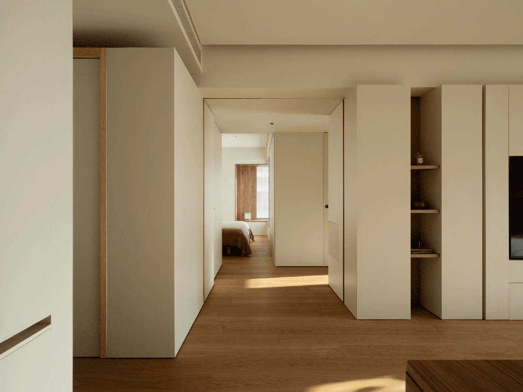 L 之家（注：这里HOUSE常见理解为房子、住宅等意思，结合前面字母L，推测为一个具有特定名称的住所之类，之家是比较常见表达，若有更多背景信息，可能有更合适译法 ） 丨中国广州丨KINJO DESIGN幾築空間設計-45