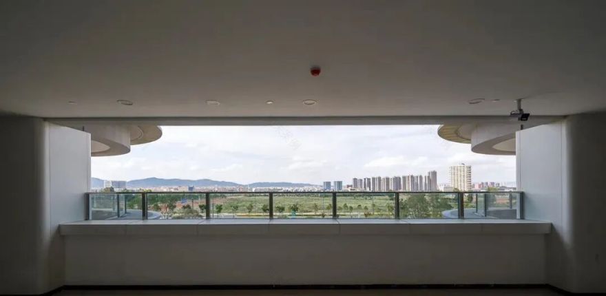 绿谷理念引领在地性建筑丨华建集团上海院设计云南省曲靖区域医疗中心建设项目即将建成交付-43