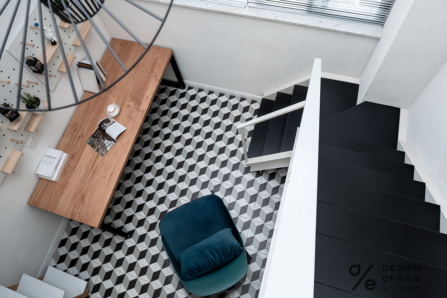 宝嘉花与山简约法式别墅设计丨中国重庆丨DE 设计师事务所,D.ART 软装服务机构-111