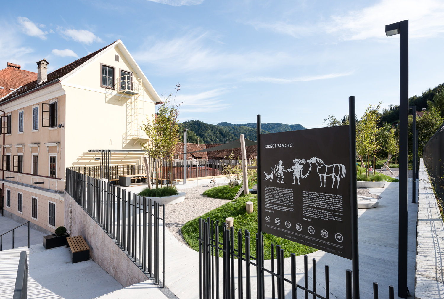 斯洛文尼亚中世纪广场的现代改造-13