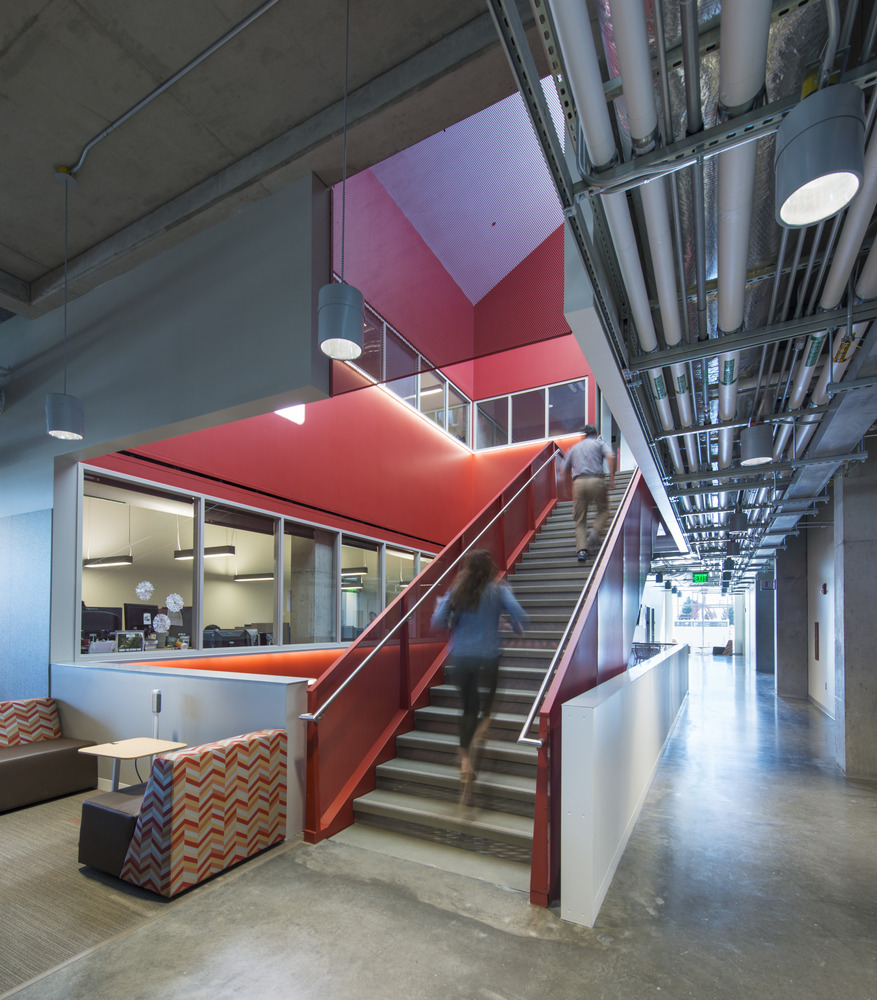 PACCAR Environmental Technology Building   LMN Architects-25