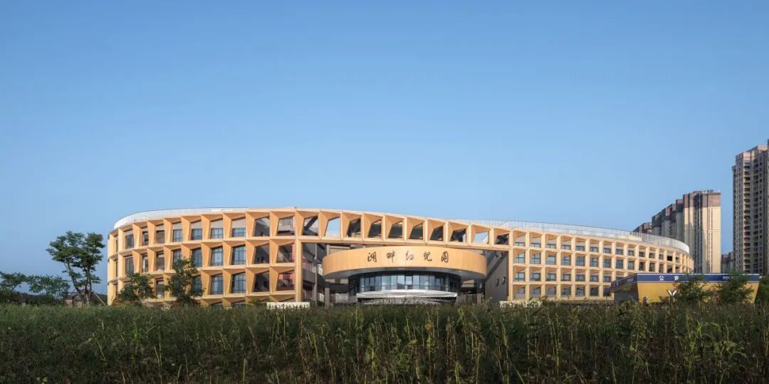 流动空间，循环生长：湖畔幼儿园-5