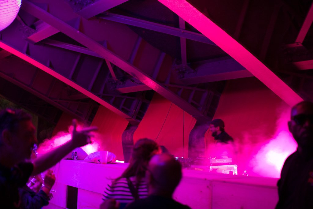 CABARET SUR BERGE（圣但尼塞纳河畔露天酒馆布景）丨法国-47