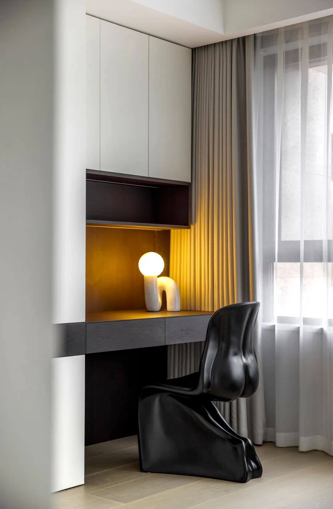 黑白灰的优雅奏鸣曲 · 原石空间设计的 170㎡上跃公寓丨中国温州-35