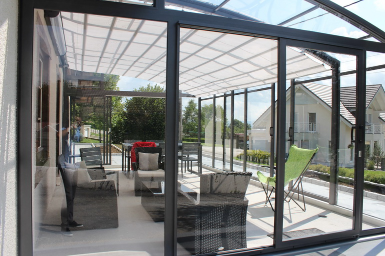 Vöroka 太阳能移动阳光房改造露台项目-37