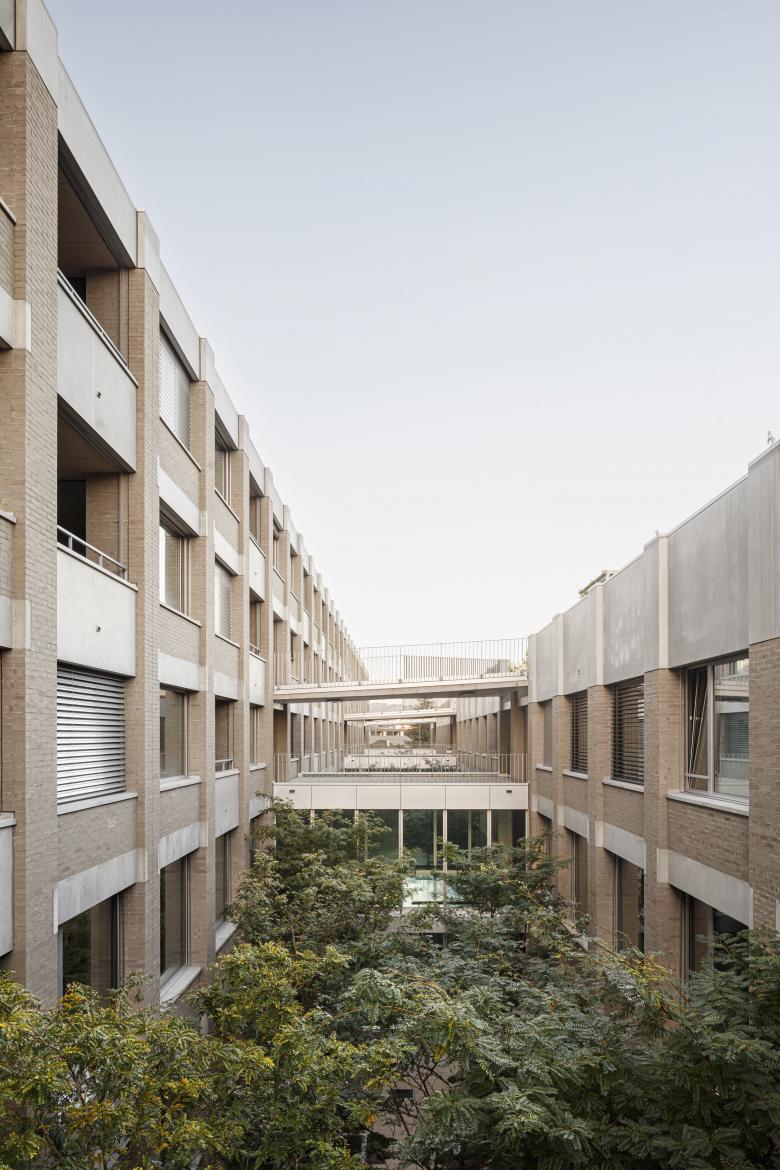 埃门塞塔尔广场四分之一丨瑞士丨Lussi+Partner-20