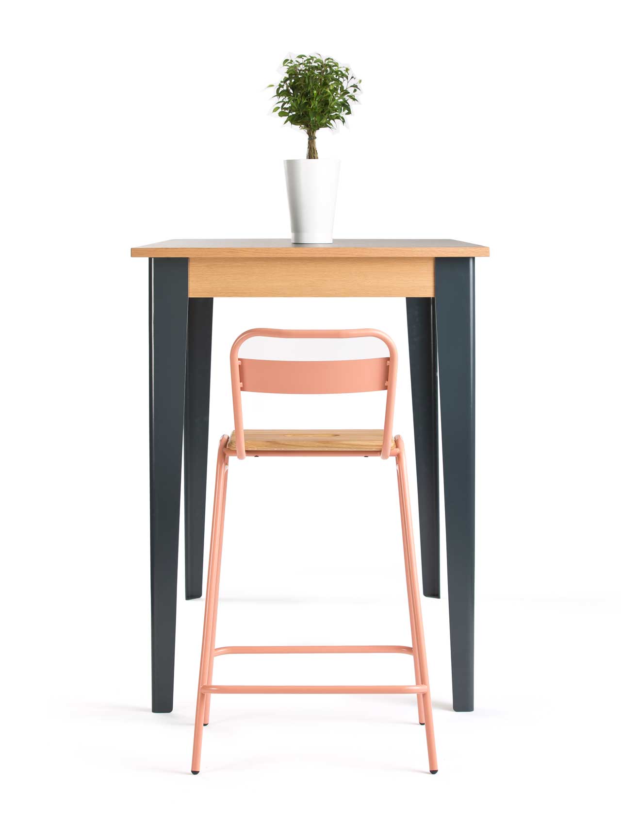 伦敦设计节上,DeadGood 推出个性家具新品-20