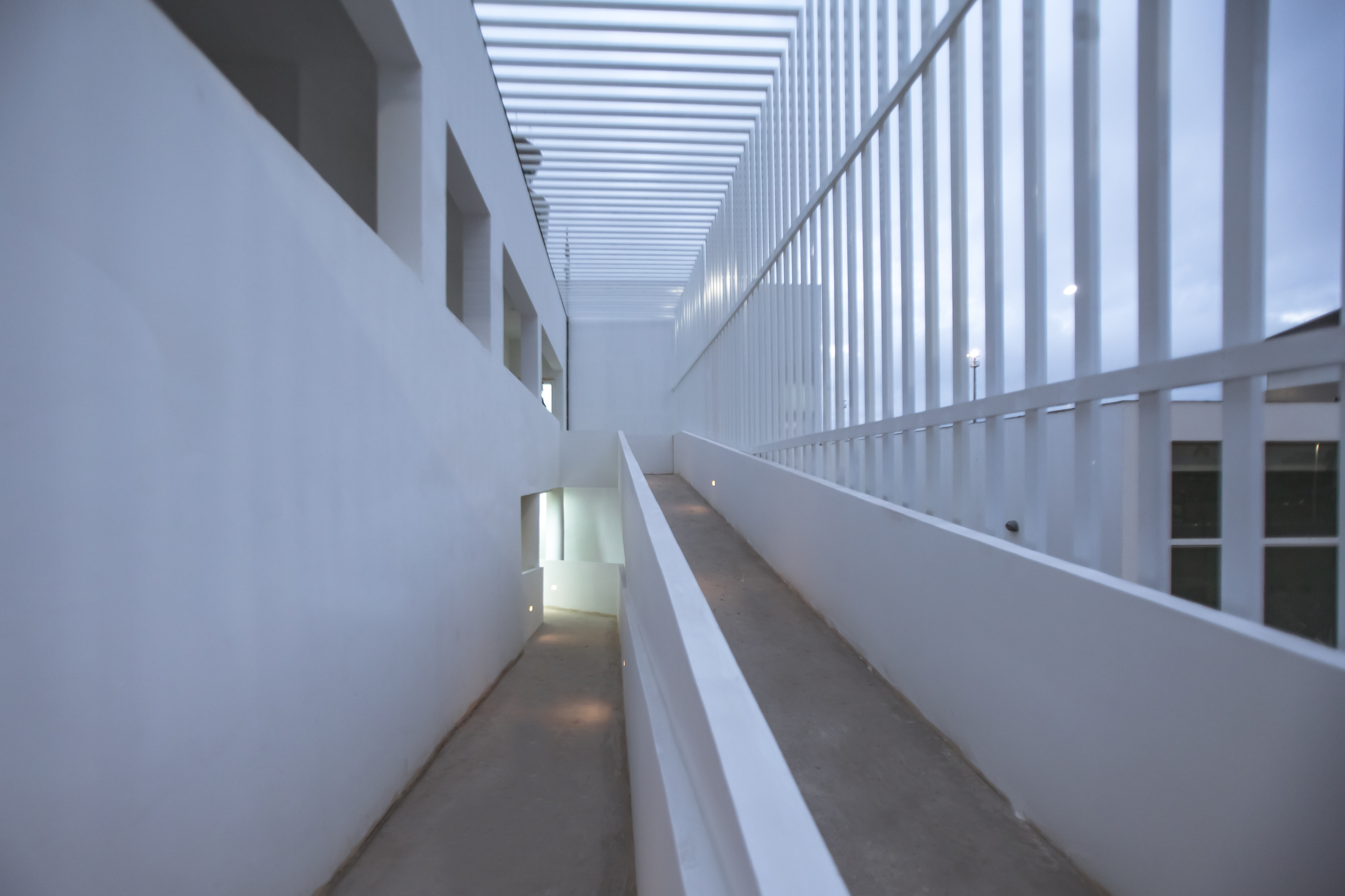 厄瓜多尔国际机场飞行控制办公大楼-15