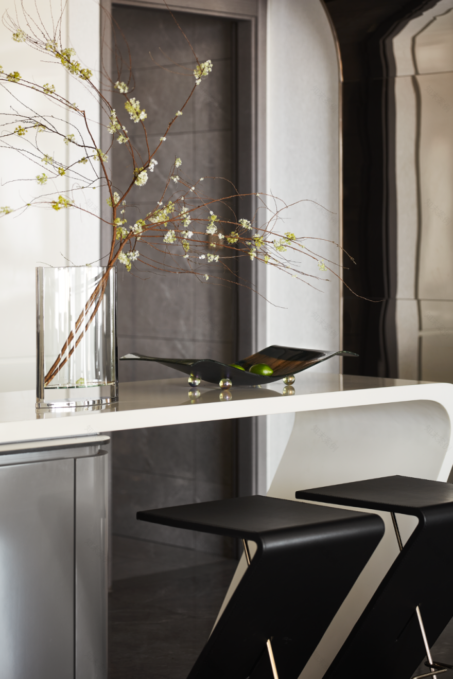 金茂(武汉)滨江金茂府245户型样板房丨中国武汉丨千墨设计-13