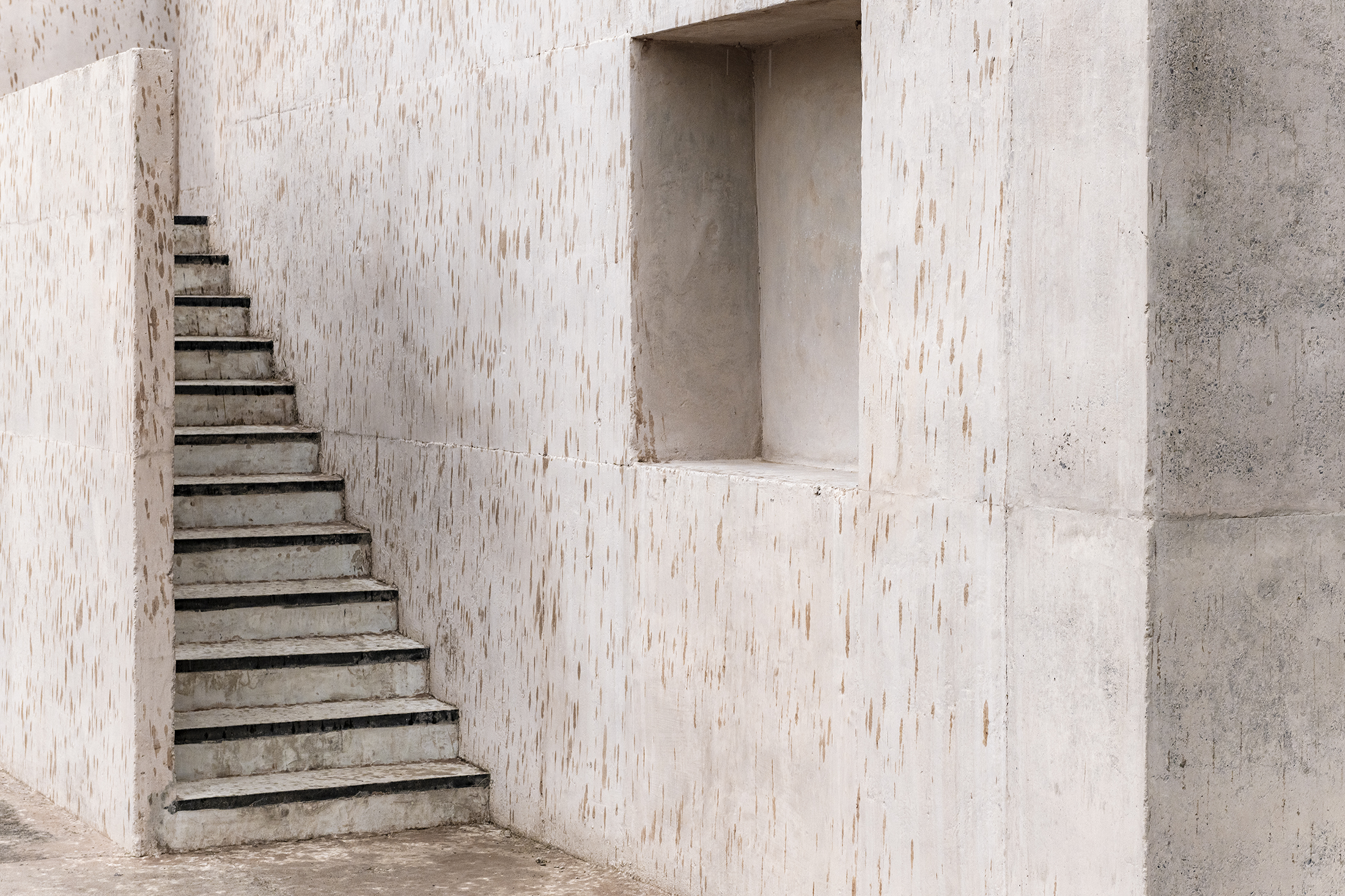 “张开的手”纪念碑丨印度昌迪加尔丨勒·柯布西耶-23