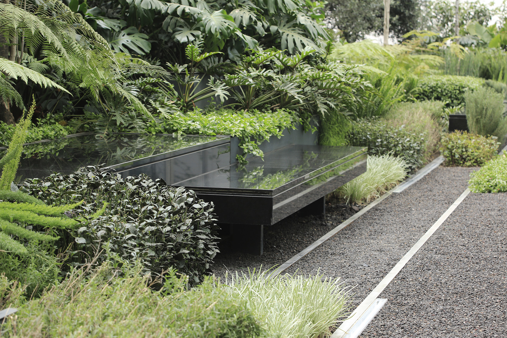 roof garden for a sculpture in Santa Fe, México City | DLC Architects-16