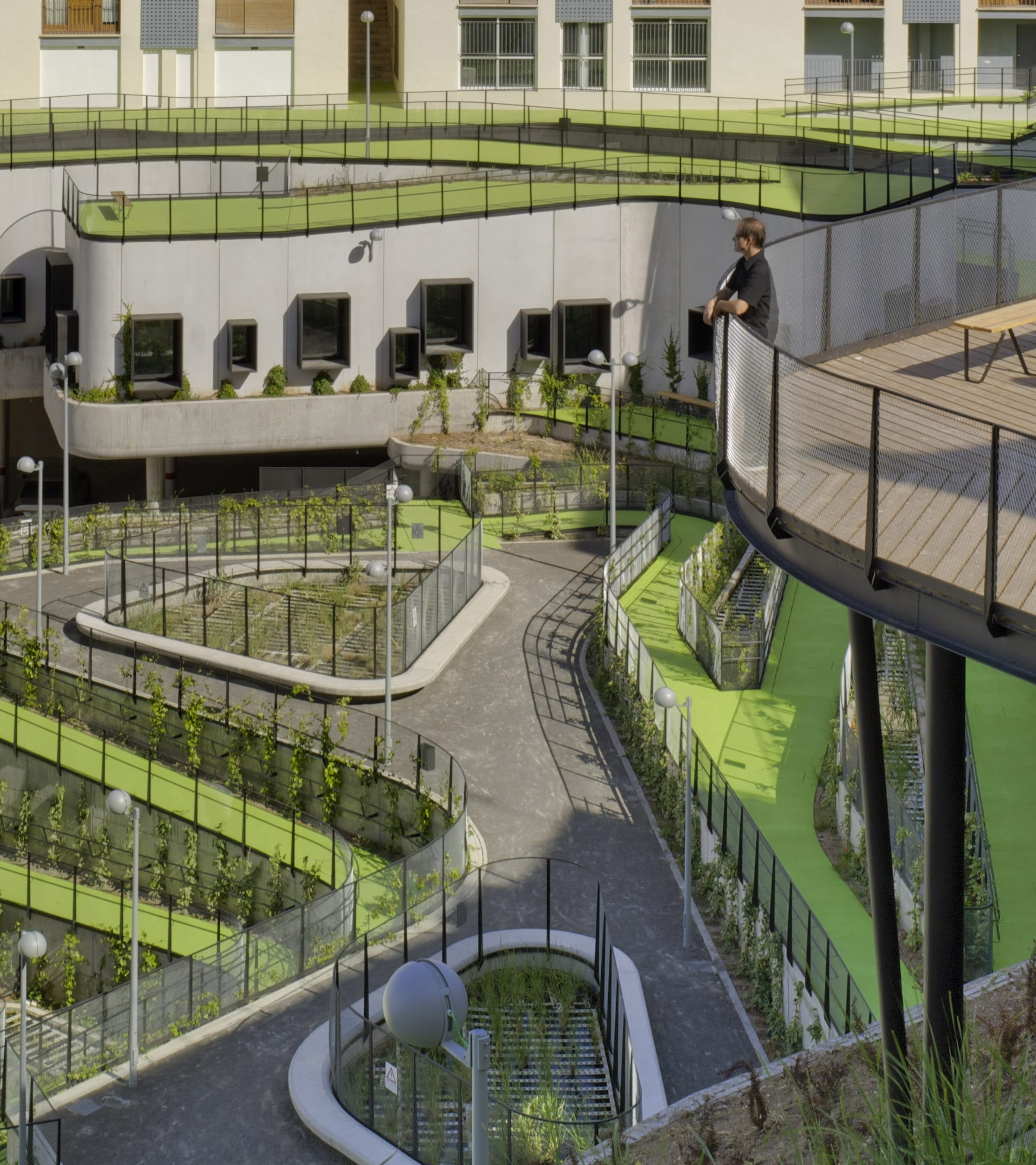 El Coso(造水花园里的神秘故事)-30