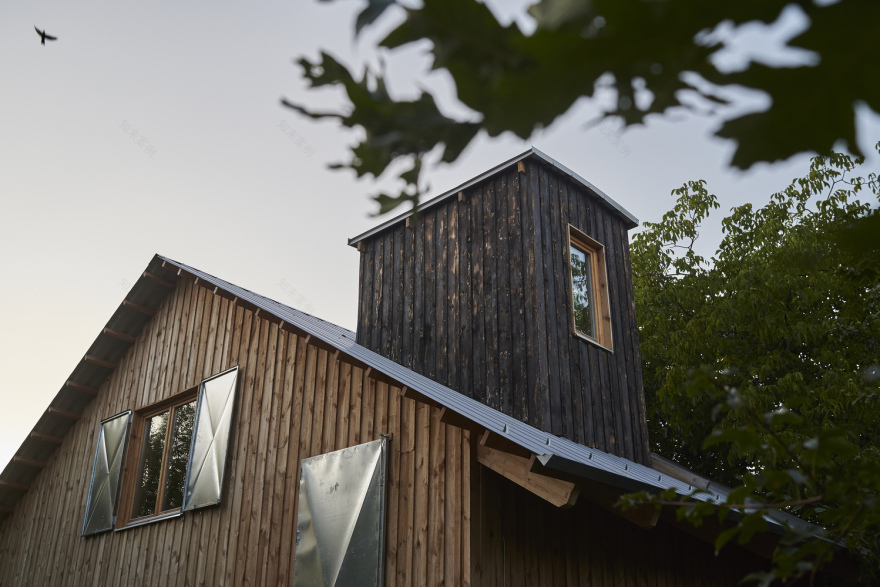 匈牙利木结构住宅,融入自然景观的设计之作-40