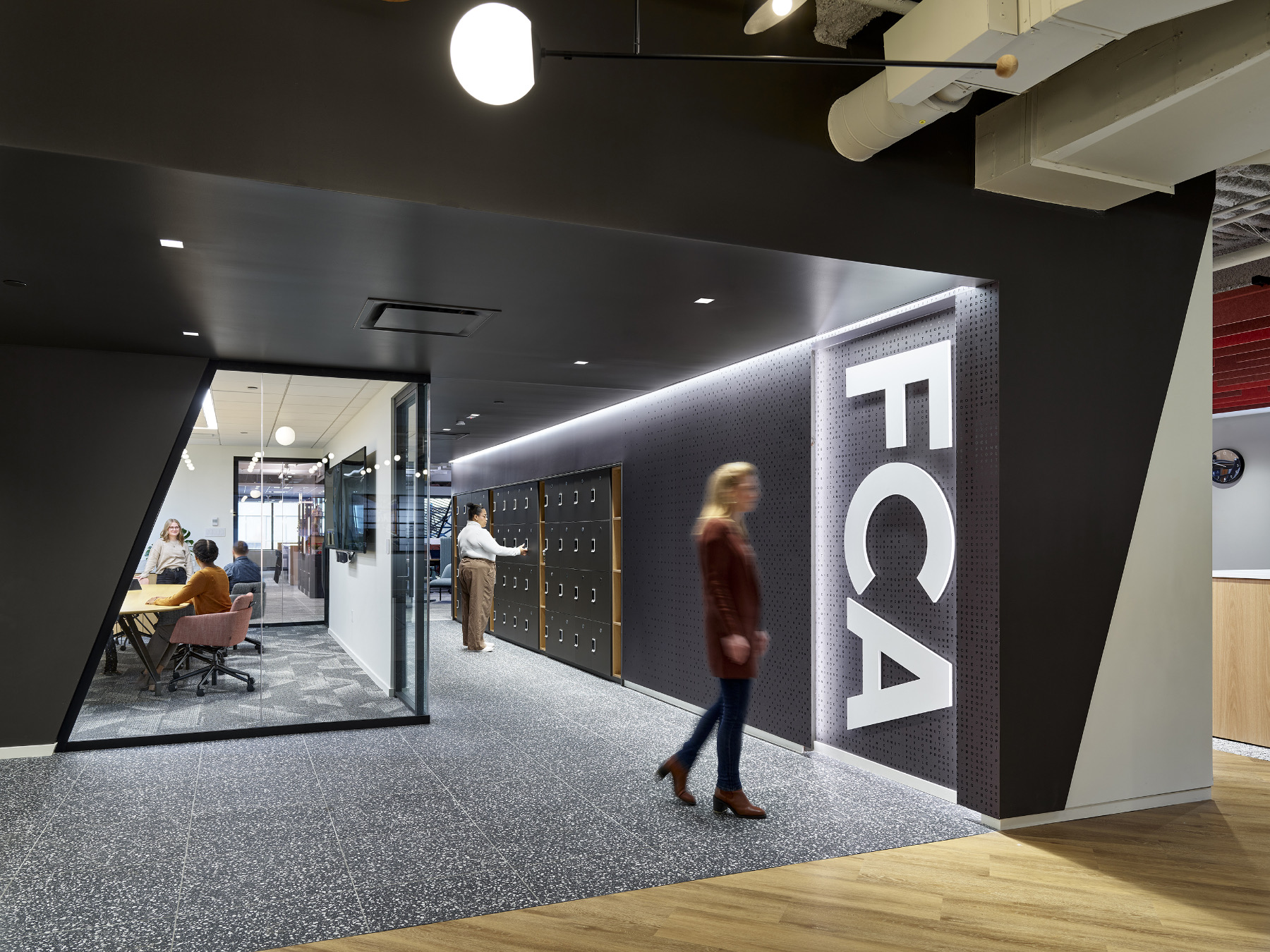 A Tour of FCA’s New Philadelphia HQ - Officelovin'-1