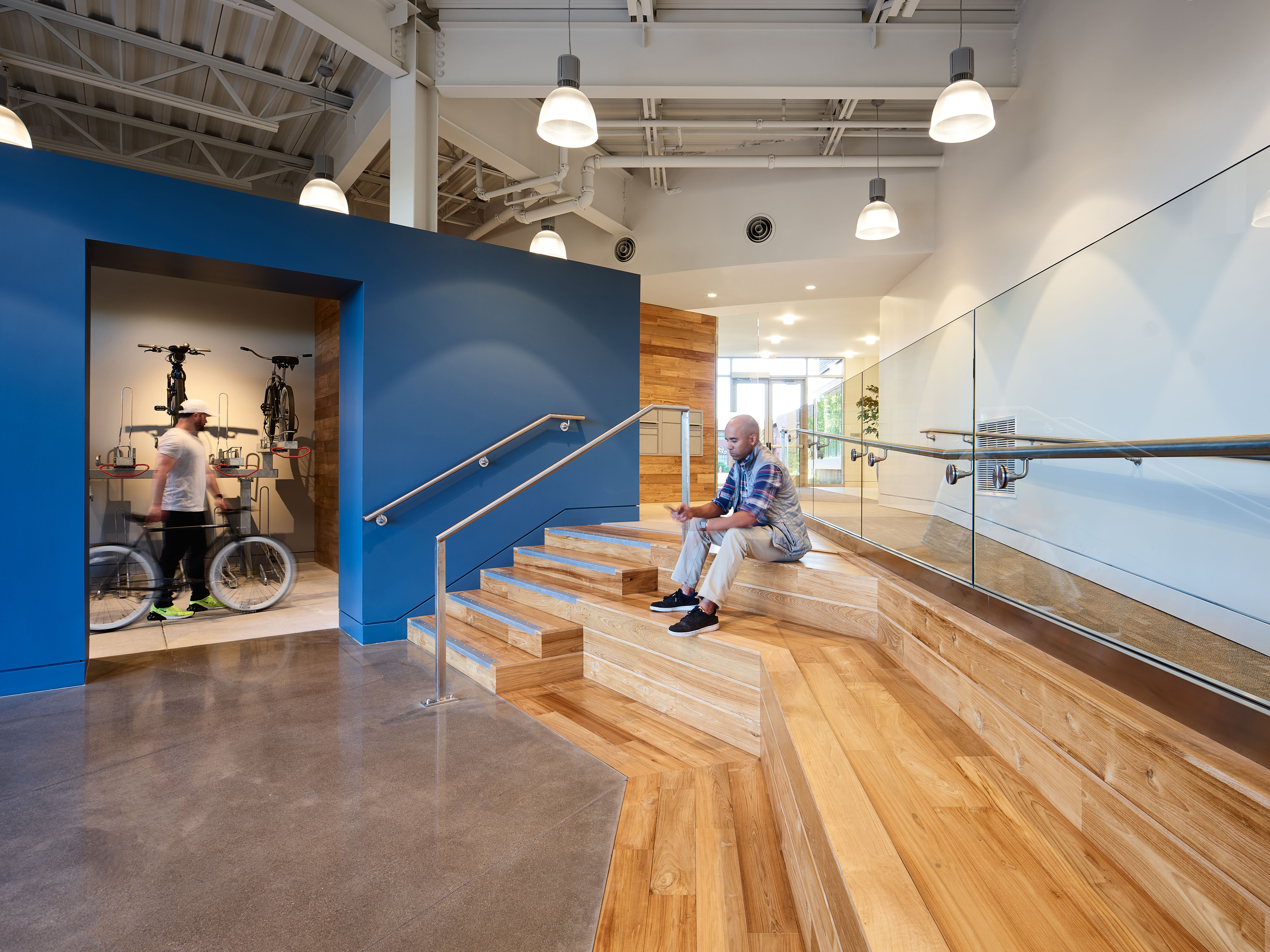 起重机棚公共区丨美国本德丨TVA Architects-15