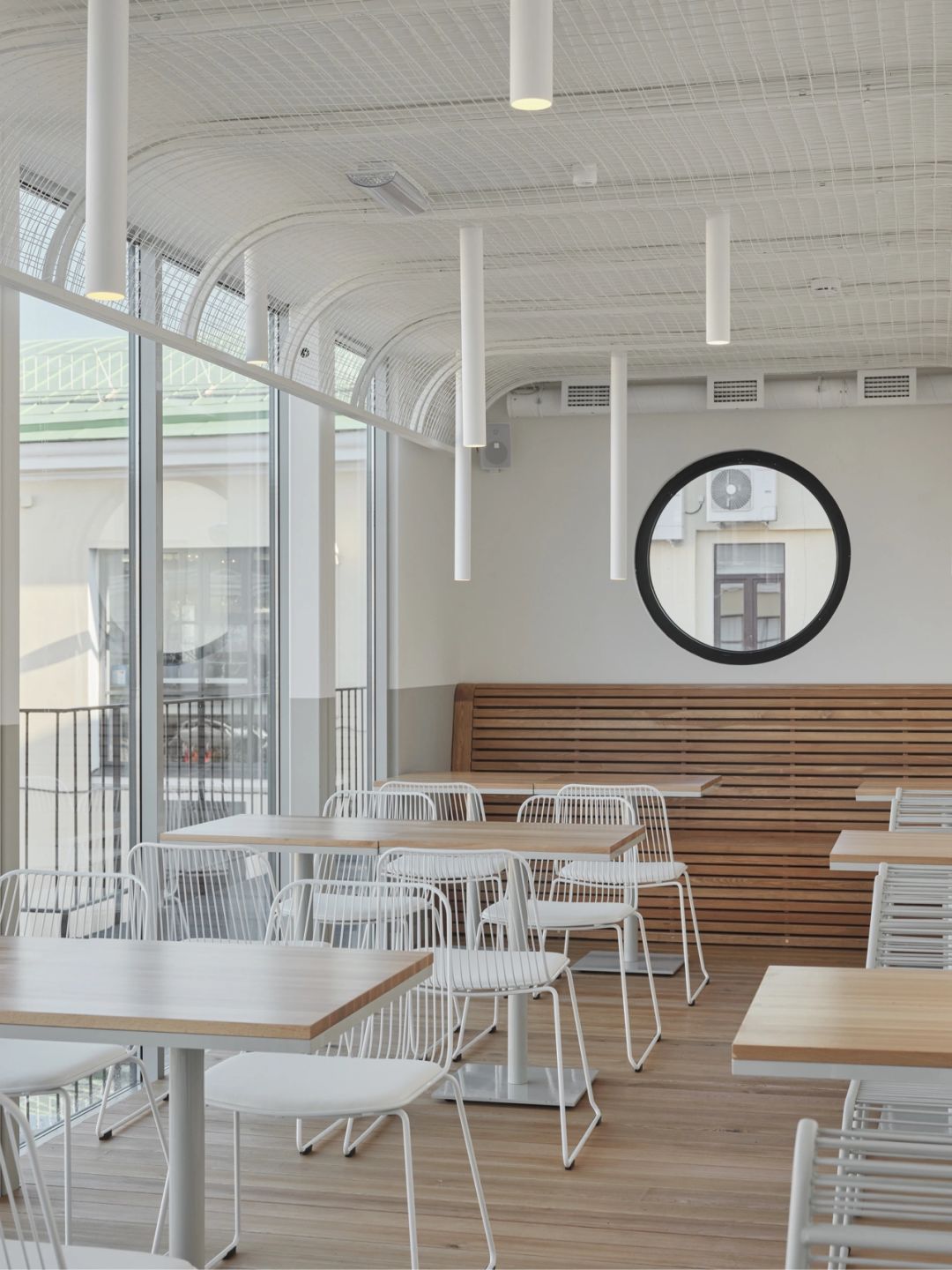 简约原木餐厅设计-13