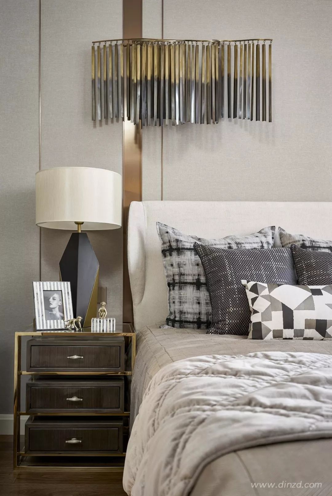 大华·徐州潘安湖首府洋房 | 摩登复古的金色空间-37