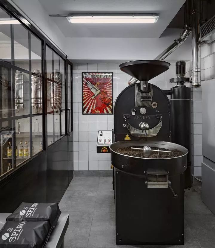 两个咖啡店，看懂外国人对待咖啡的态度-52