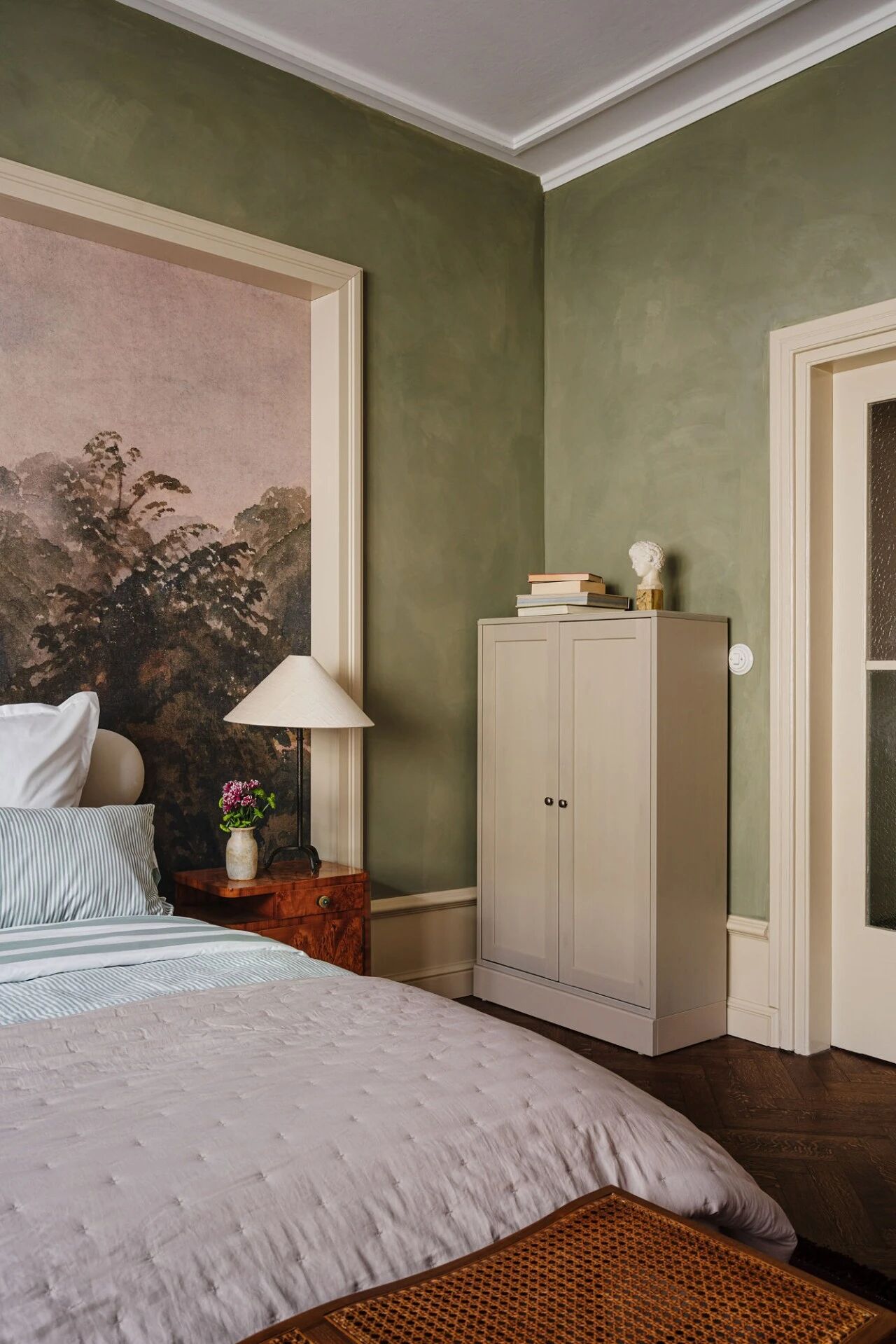 30 岁旅行博主的 90㎡复古之家丨La Folie Studio-13