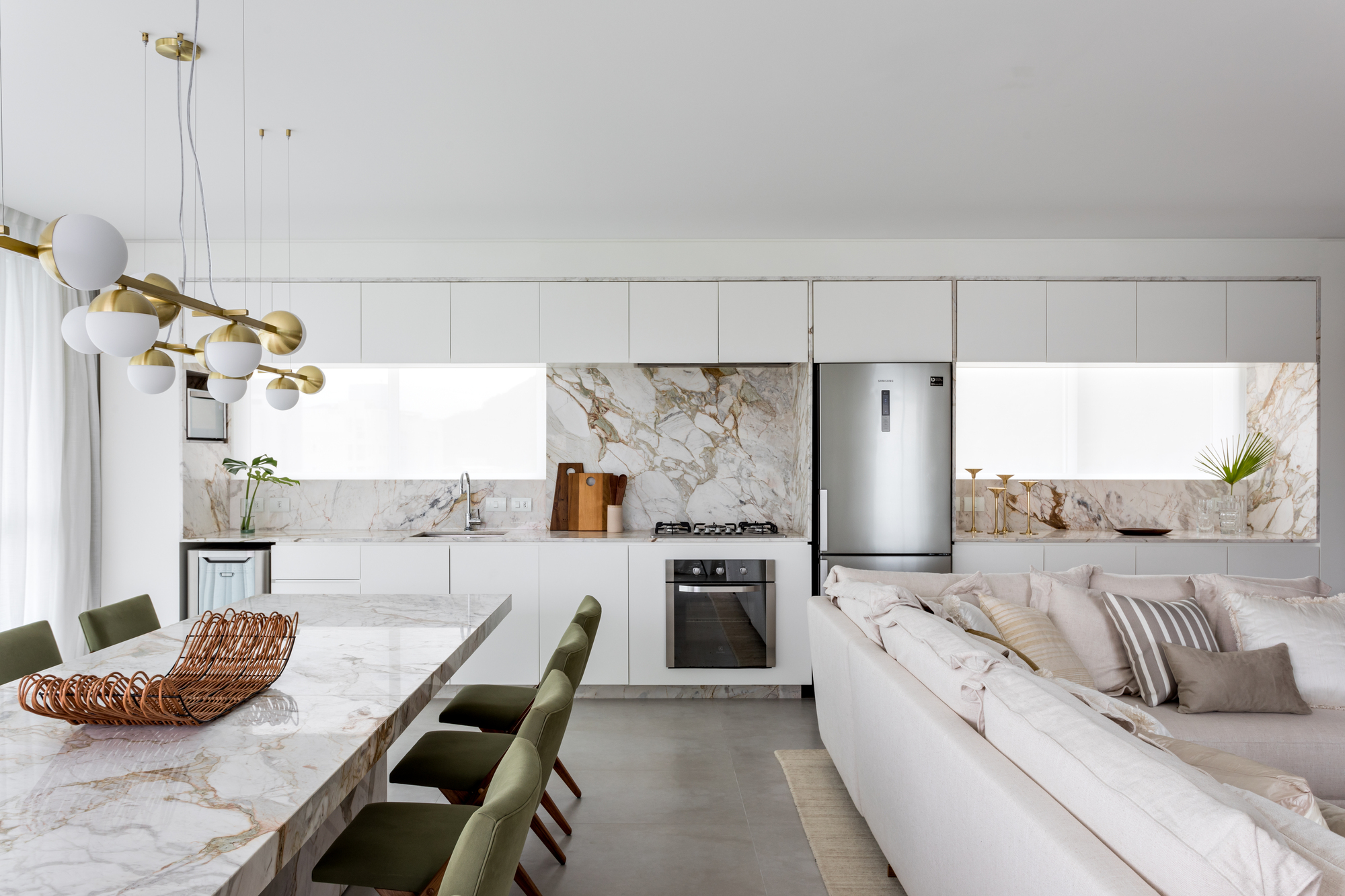 Praia Mansa Apartment / Leandro Garcia-6