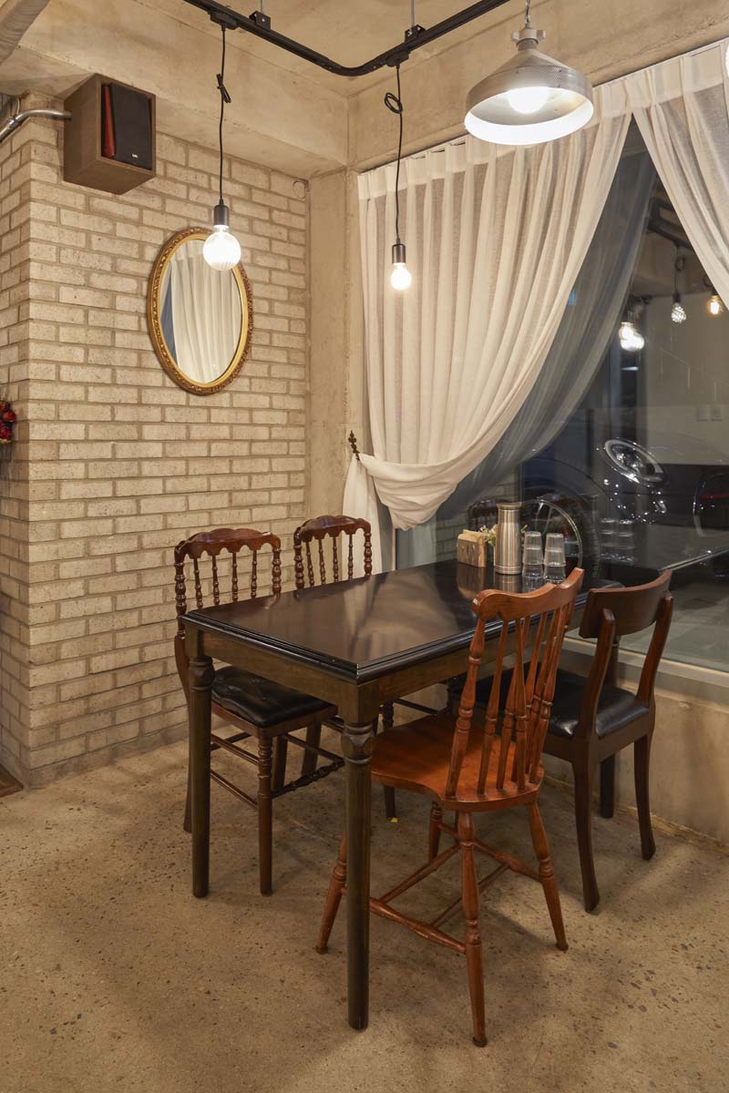 30 平米日式餐厅，极简风格打造温馨空间-17